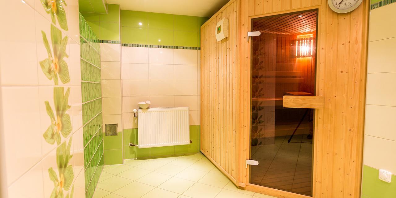 Hotel Trosky Troskovice ภายนอก รูปภาพ