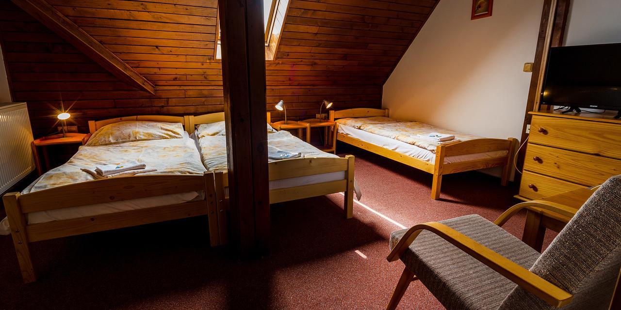 Hotel Trosky Troskovice ภายนอก รูปภาพ