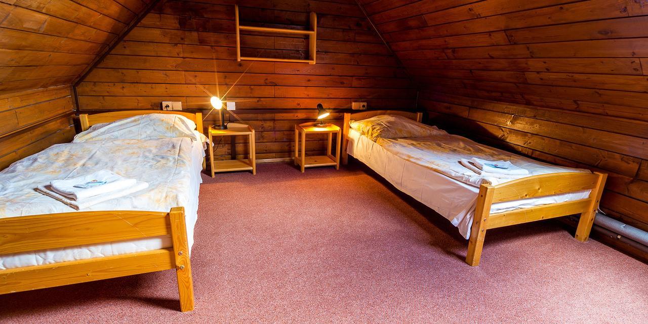 Hotel Trosky Troskovice ภายนอก รูปภาพ