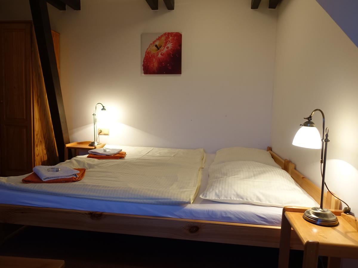 Hotel Trosky Troskovice ภายนอก รูปภาพ
